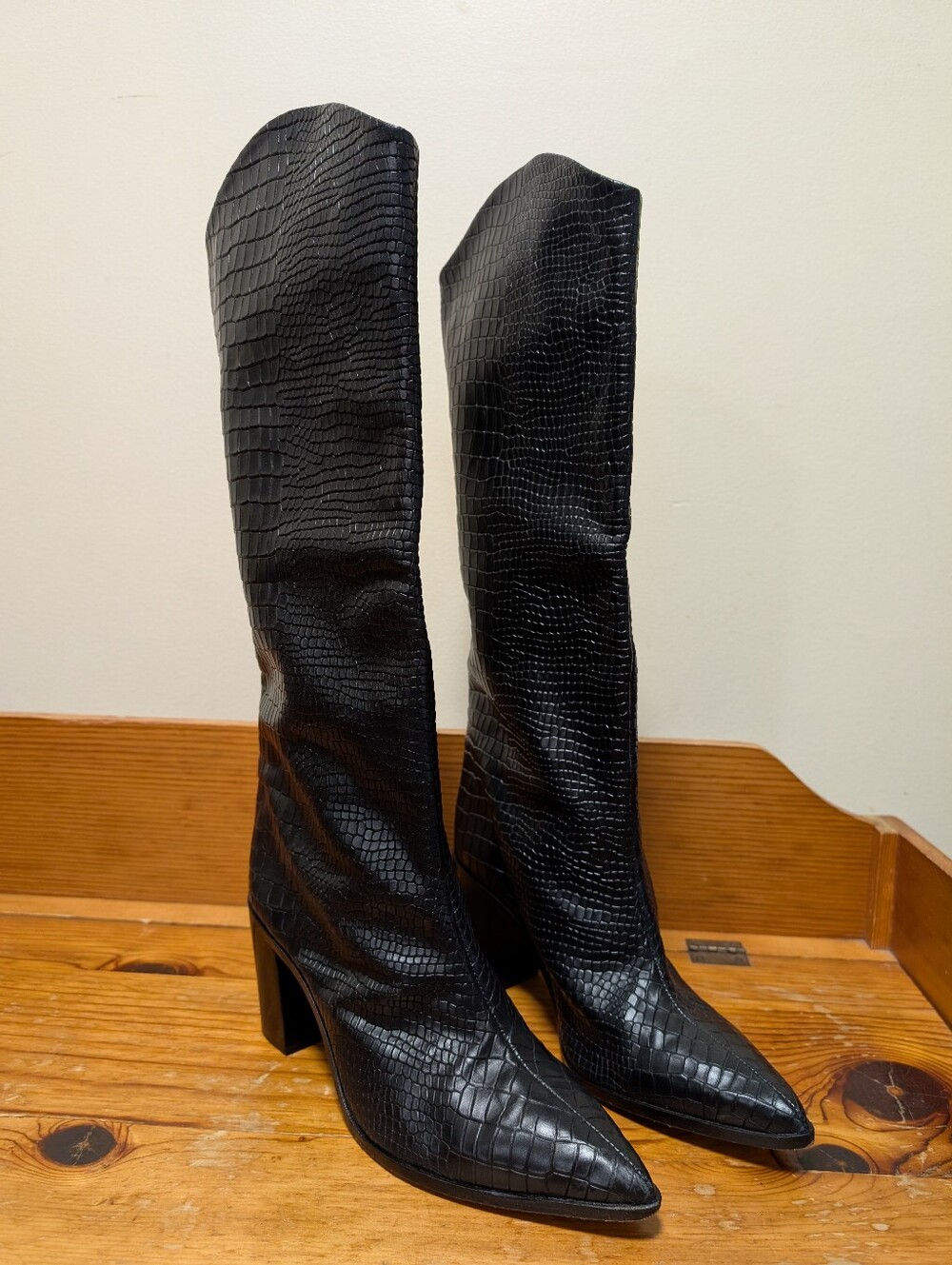 Schutz S-Salem Black Croc Embossed Knee High Boots Size 9B